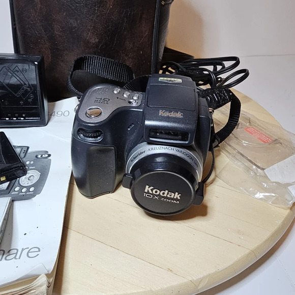 Vintage KODAK EASYSHARE DX6490 Digital Camera Bundle 2 Batteries Leather Case wo - Picture 11 of 11
